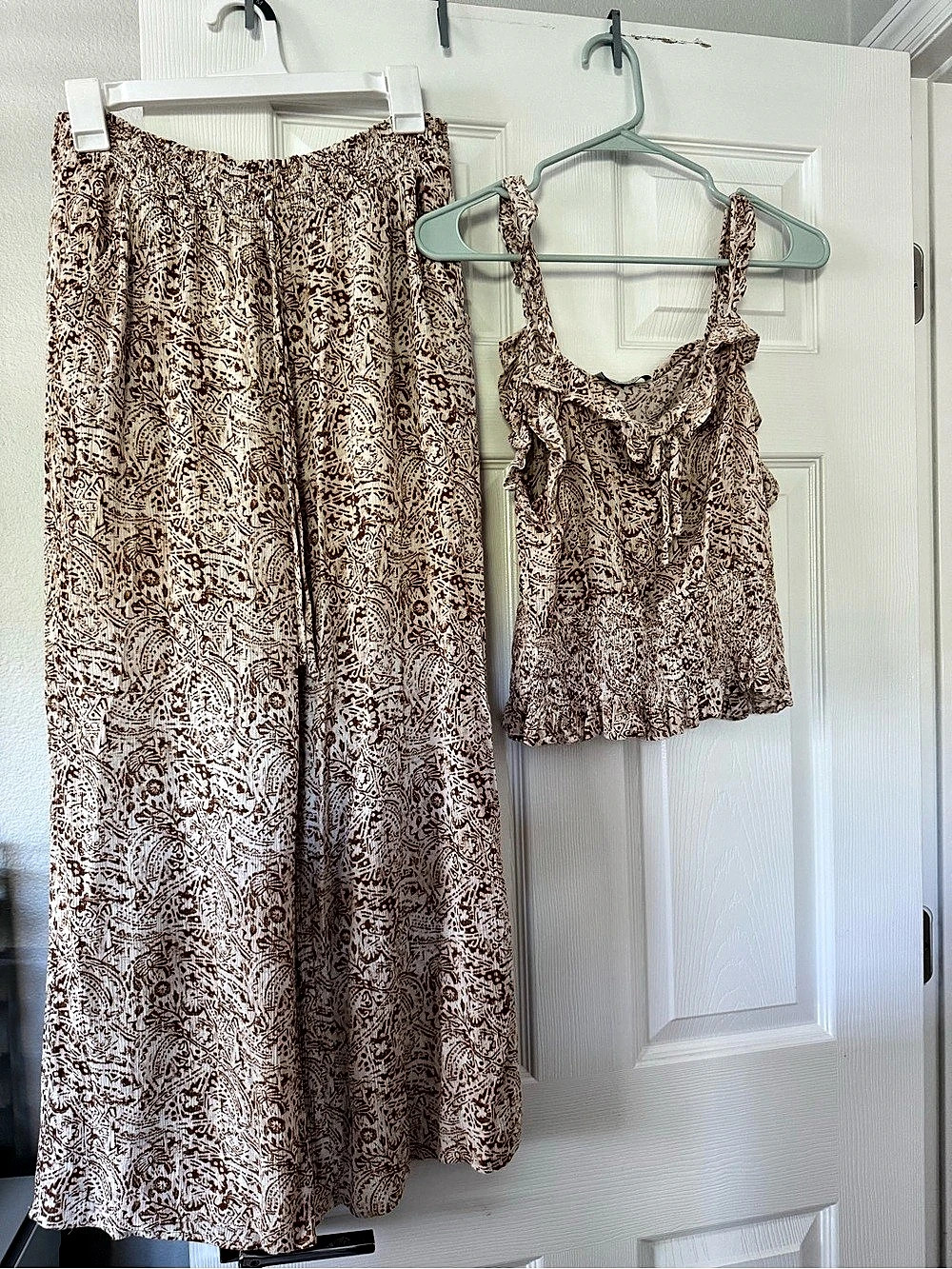 Abstract Print Palazzo Pant Set in Brown & White Like New